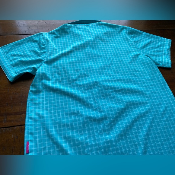 •GUC•Disney Thailand Cool Planet Button Down Minnie Mouse Short Sleeve Top - Picture 9 of 15